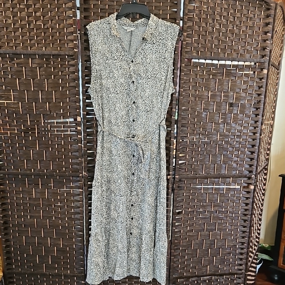 Black and White Sleeveless Shirt dress with Tie- XXL